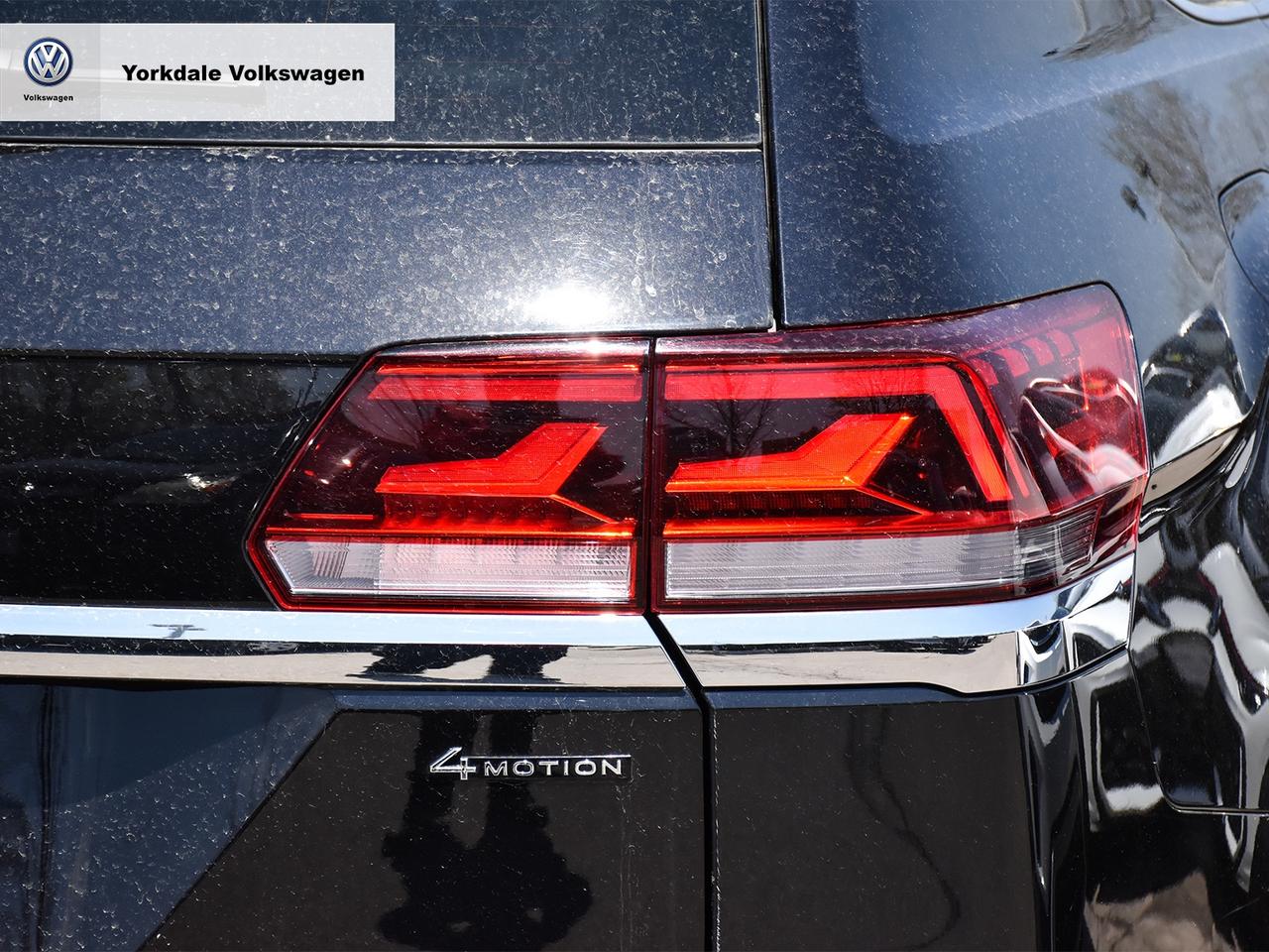 2023 Volkswagen Atlas HIGHLINE "LOW KM" Photo