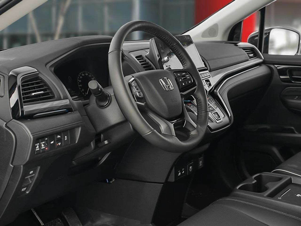 2026 Honda Odyssey Touring Passenger Van Photo