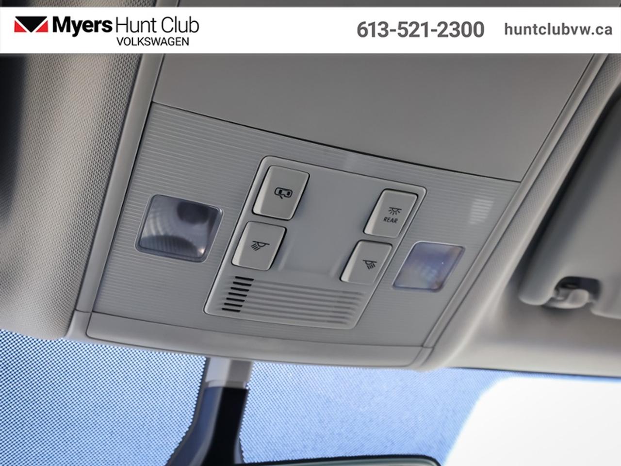 2024 Volkswagen Taos Trendline 4Motion Photo