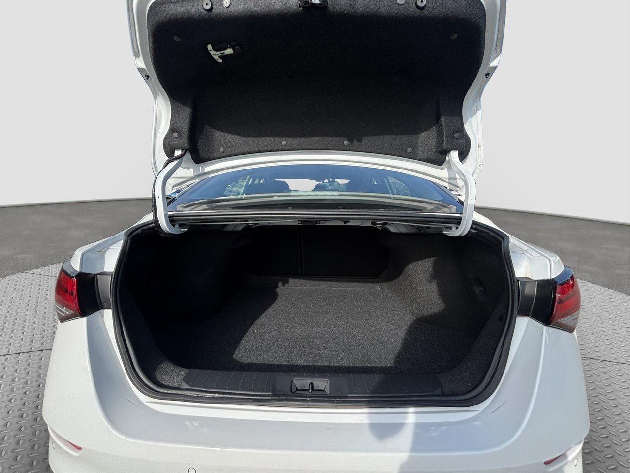 2024 Nissan Sentra S Plus Photo