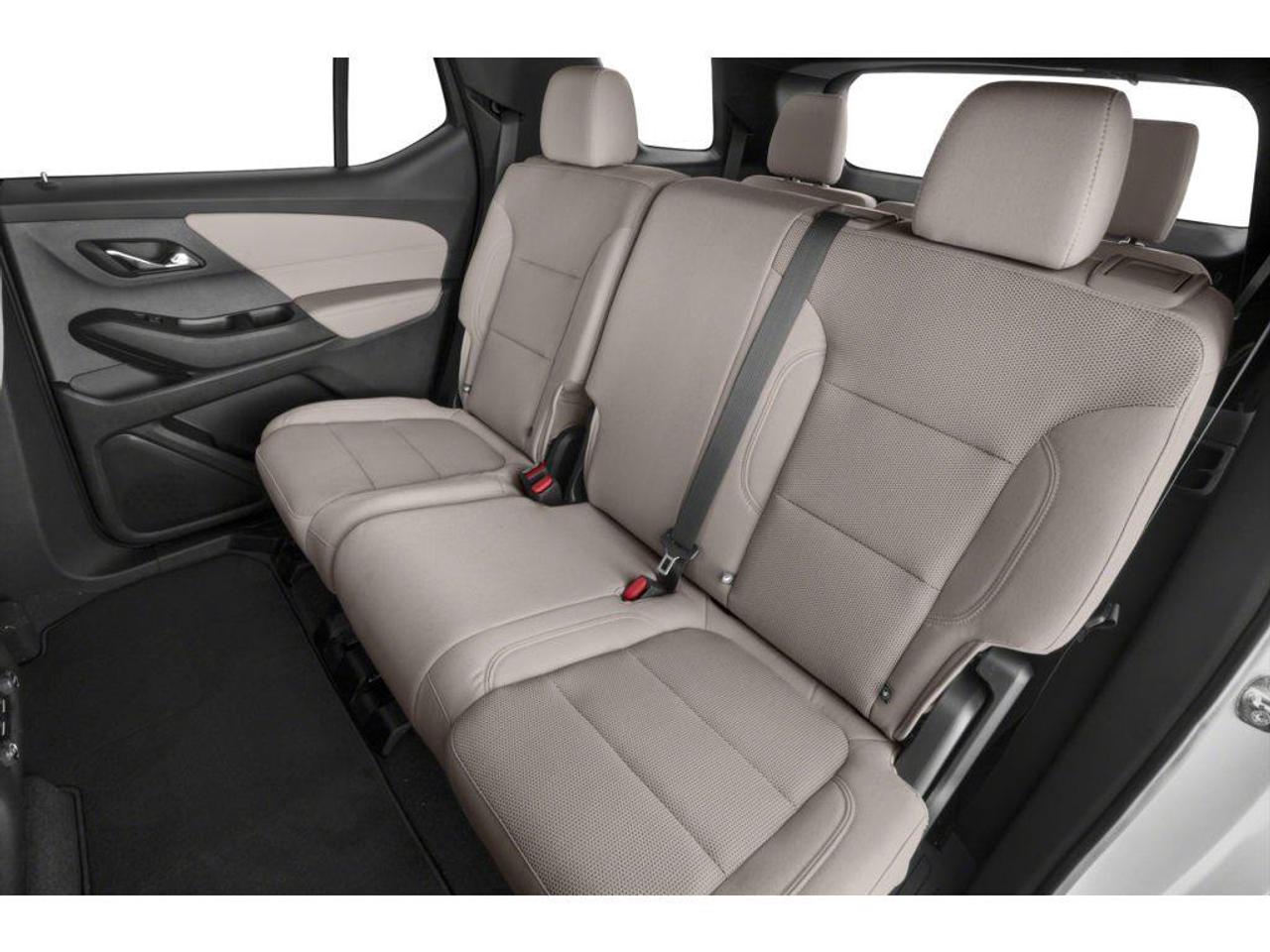 2023 Chevrolet Traverse LT Cloth All-Wheel Drive Photo