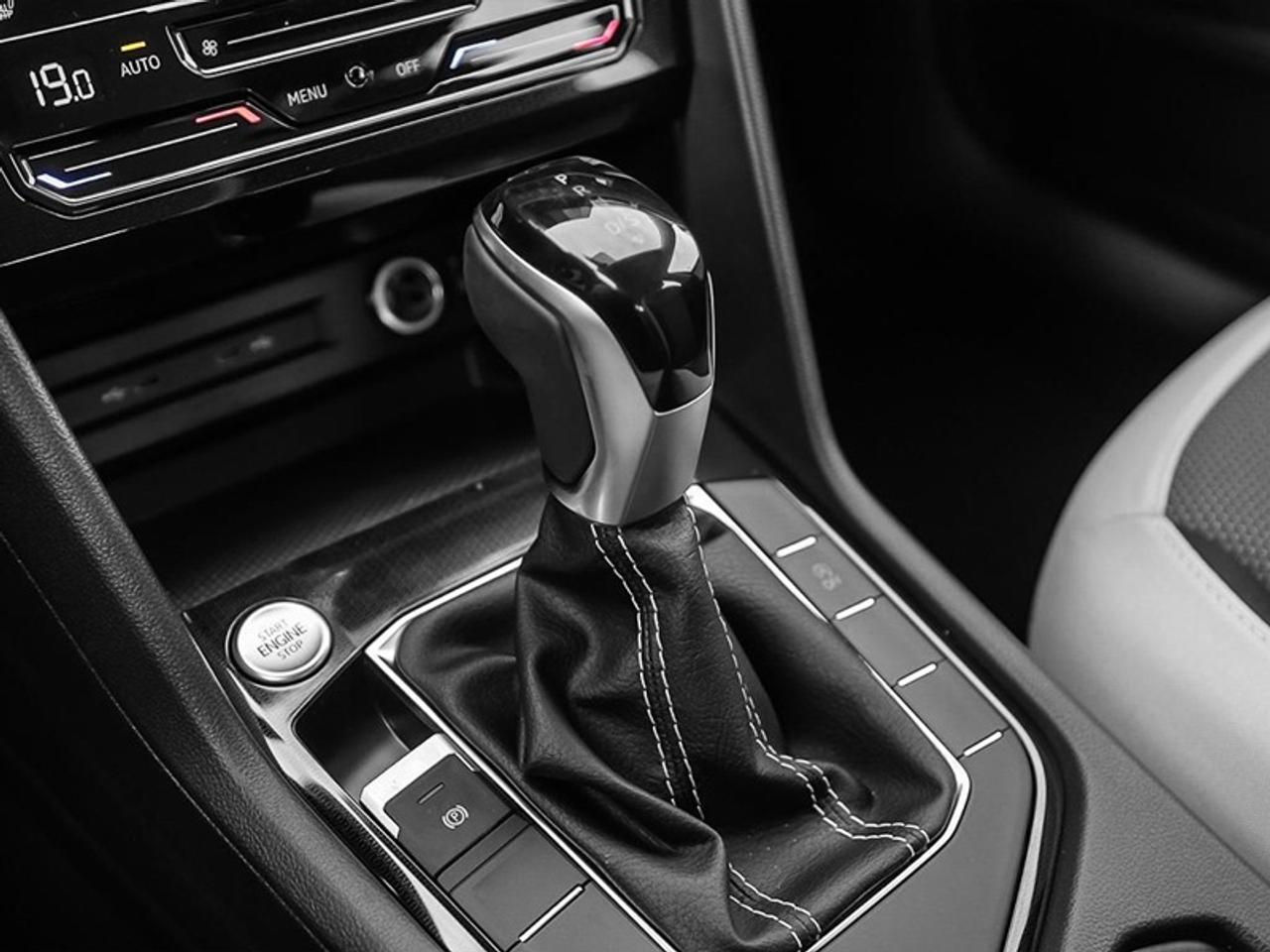 2026 Volkswagen Taos Trendline 4MOTION  - Heated Seats Photo