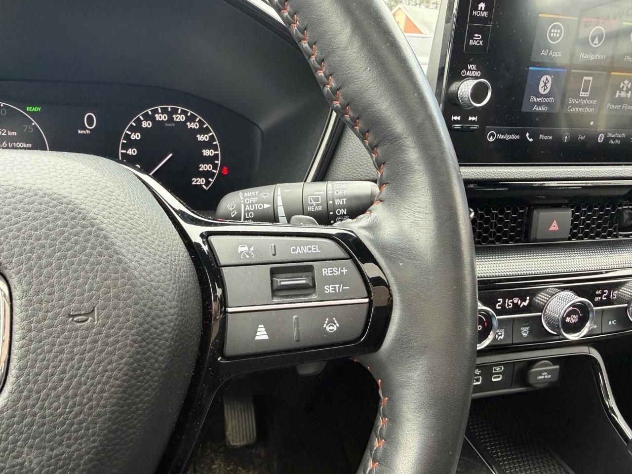 2023 Honda CR-V Hybrid Touring HYBRID. SUNROOF. ALL WEATHER MATS. CERTIFI Photo