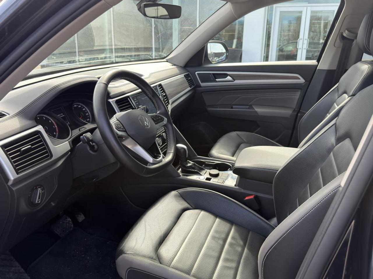 2021 Volkswagen Atlas  Photo4