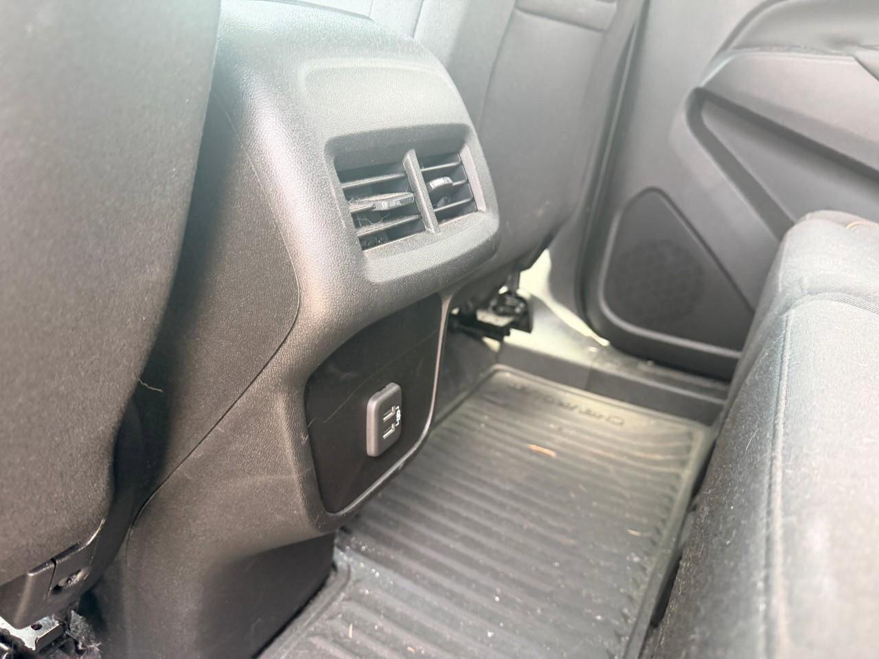 2021 Chevrolet Equinox LTLT, 1.5L AWD, ALLOYS, CLOTH, LOW KMS, 1-OWNER, C Photo