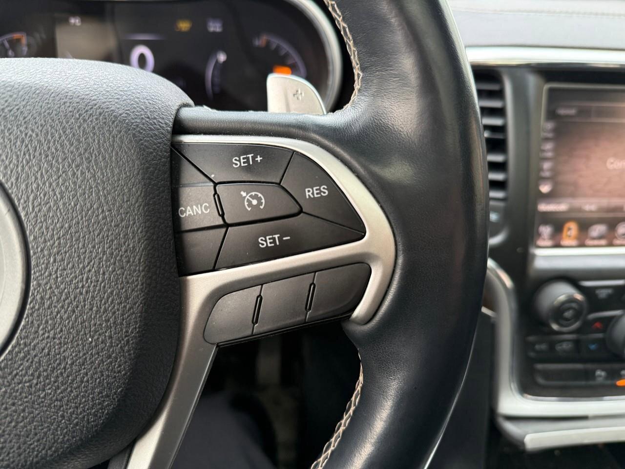 2014 Jeep Grand Cherokee 4WD 4dr Overland Photo