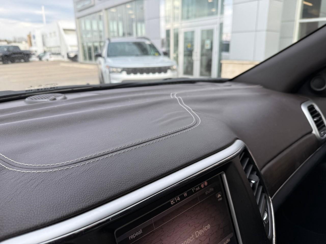 2014 Jeep Grand Cherokee 4WD 4dr Overland Photo