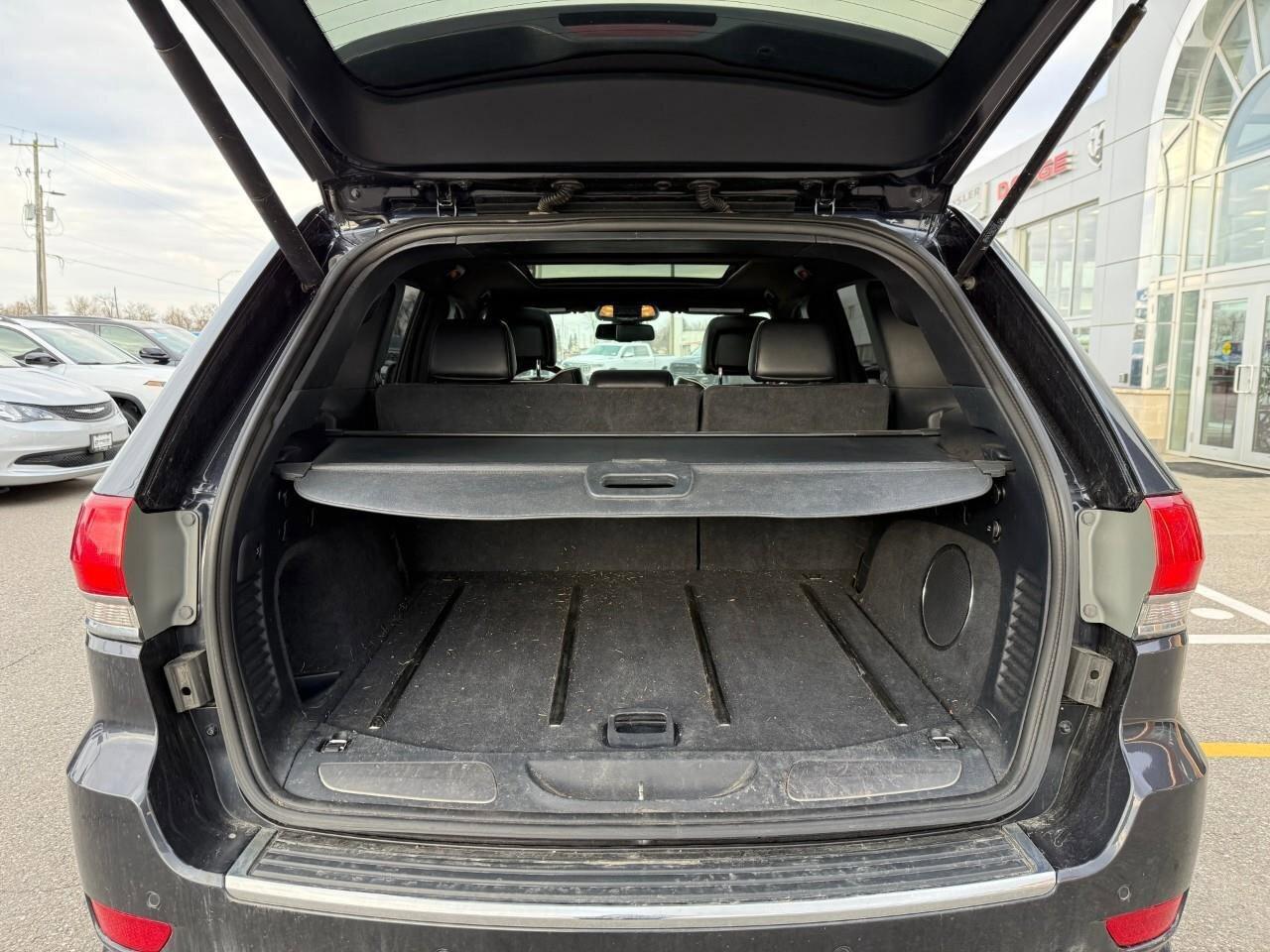 2014 Jeep Grand Cherokee 4WD 4dr Overland Photo