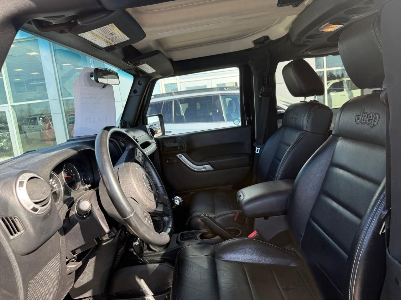 2012 Jeep Wrangler 4WD 2DR SAHARA Photo