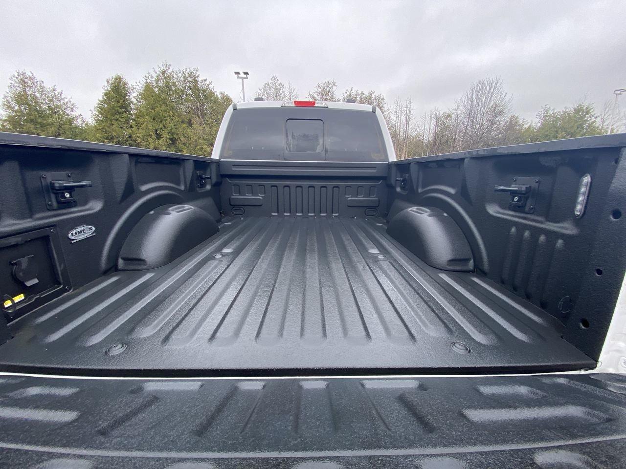 2022 Ford F-150 Lariat Photo