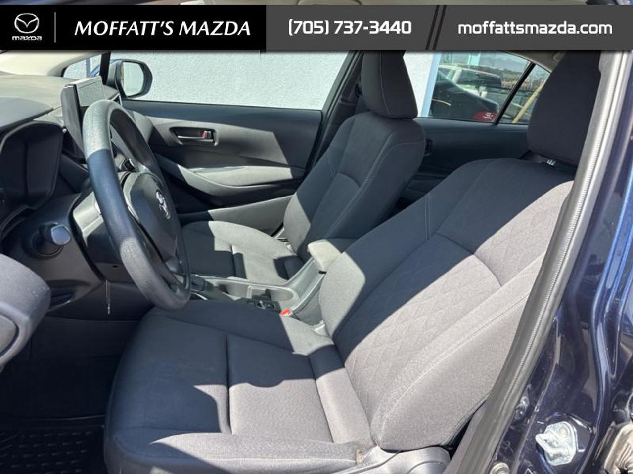 2024 Toyota Corolla LE Photo