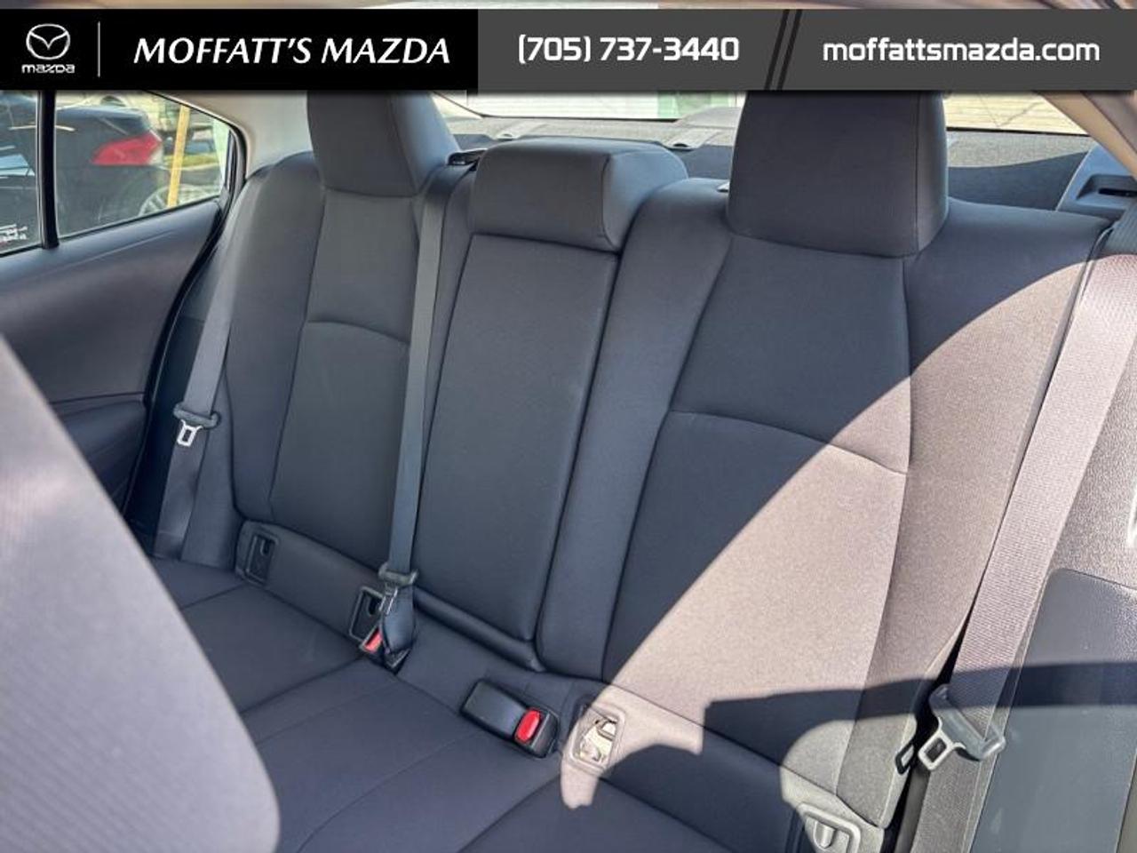 2024 Toyota Corolla LE Photo