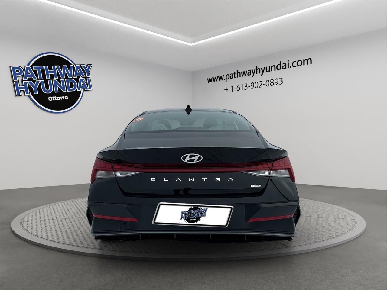 2026 Hyundai Elantra Hybrid Luxury Photo4