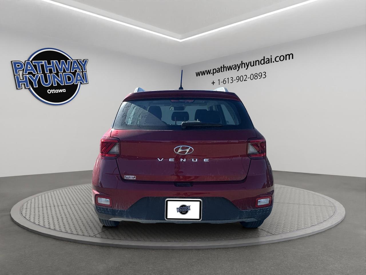 2023 Hyundai Venue Preferred | Reverse Cam | Heated Seats Photo