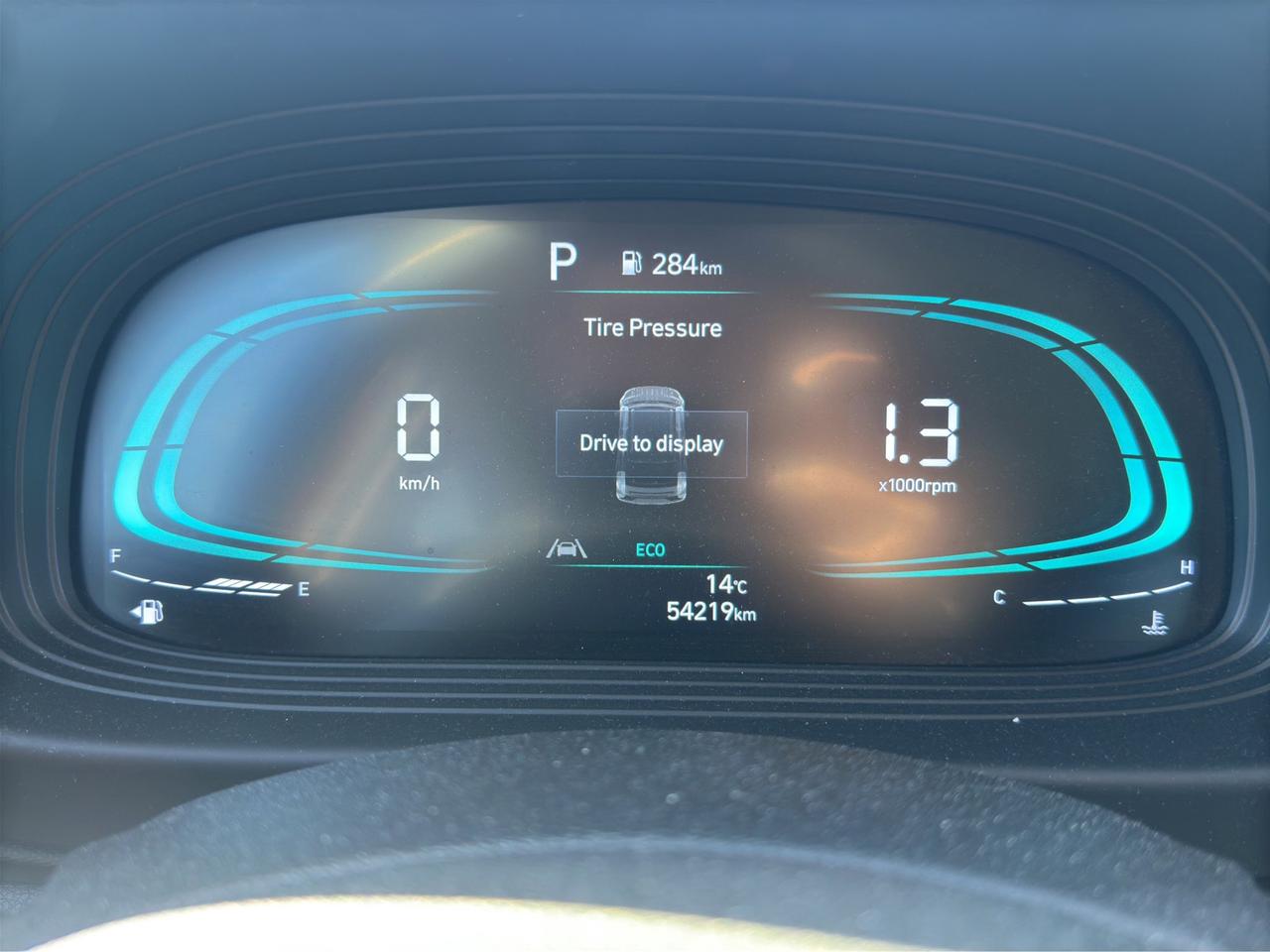 2023 Hyundai Venue Preferred | Reverse Cam | Heated Seats Photo