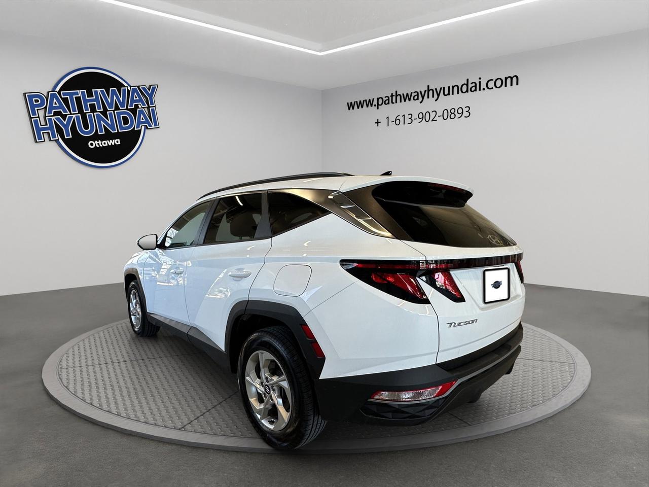 2024 Hyundai Tucson Preferred | Reverse Cam | Heated Seats Photo