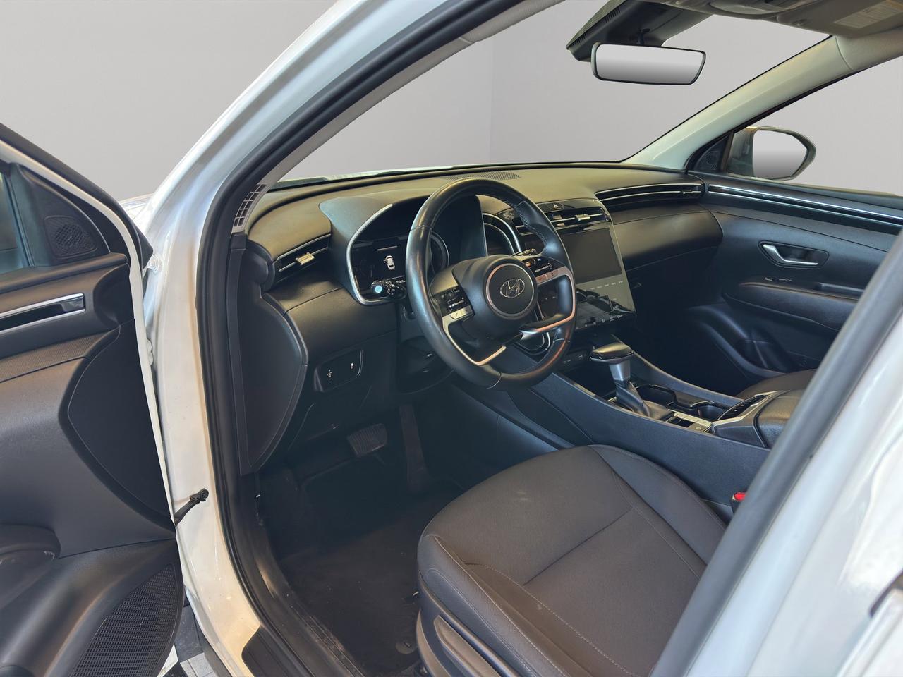 2024 Hyundai Tucson Preferred | Reverse Cam | Heated Seats Photo
