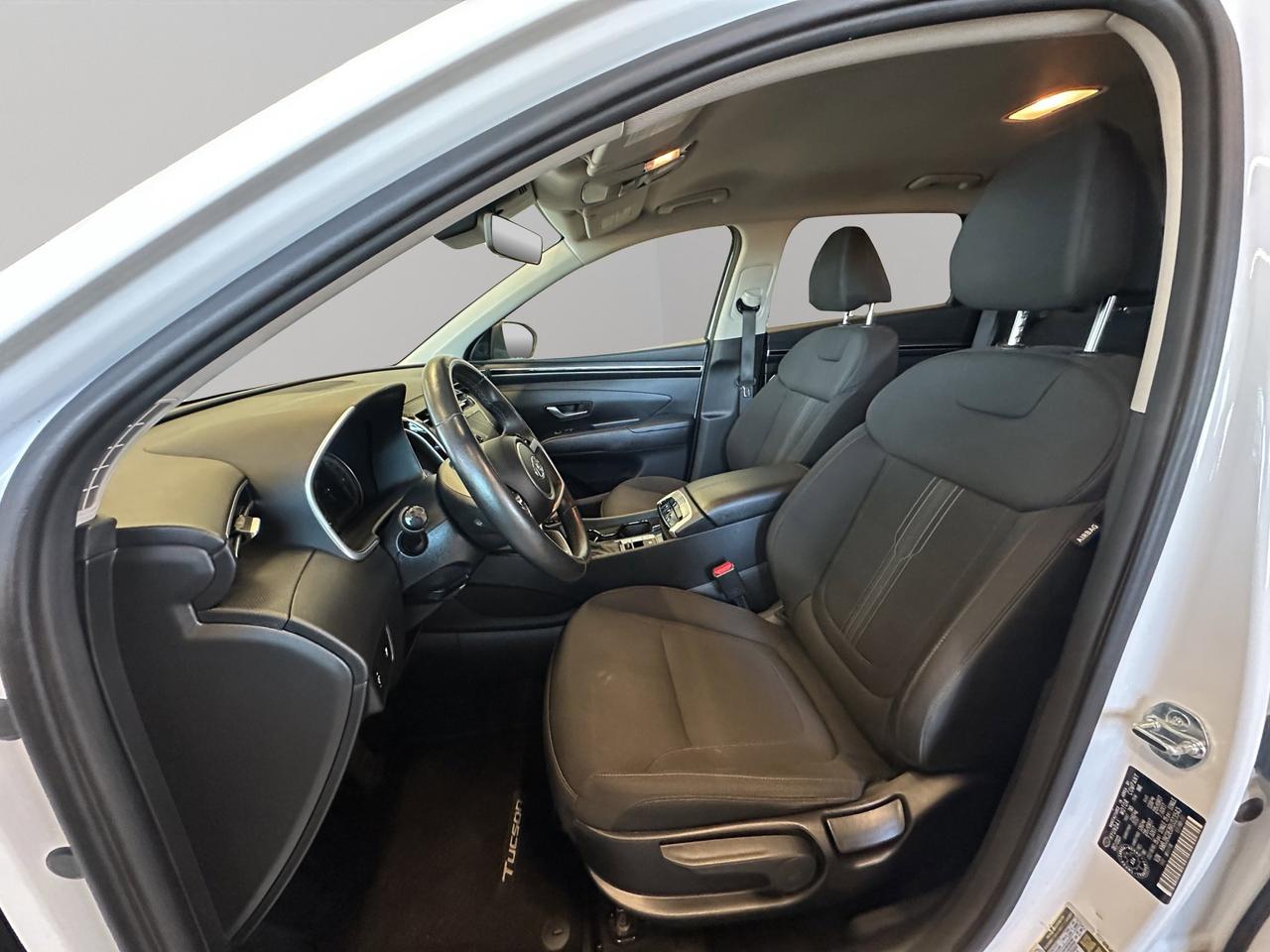 2024 Hyundai Tucson Preferred | Reverse Cam | Heated Seats Photo