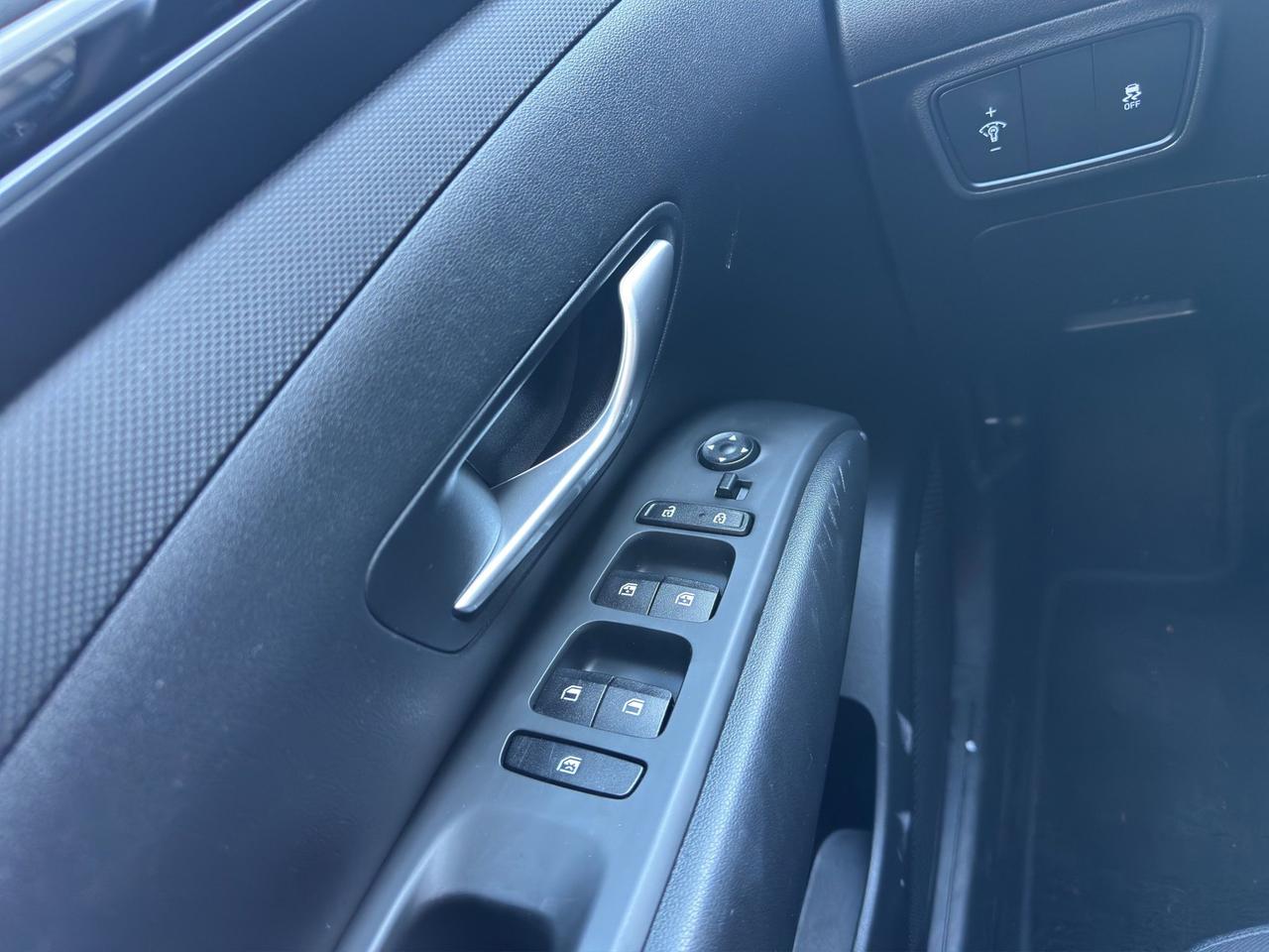 2024 Hyundai Tucson Preferred | Reverse Cam | Heated Seats Photo