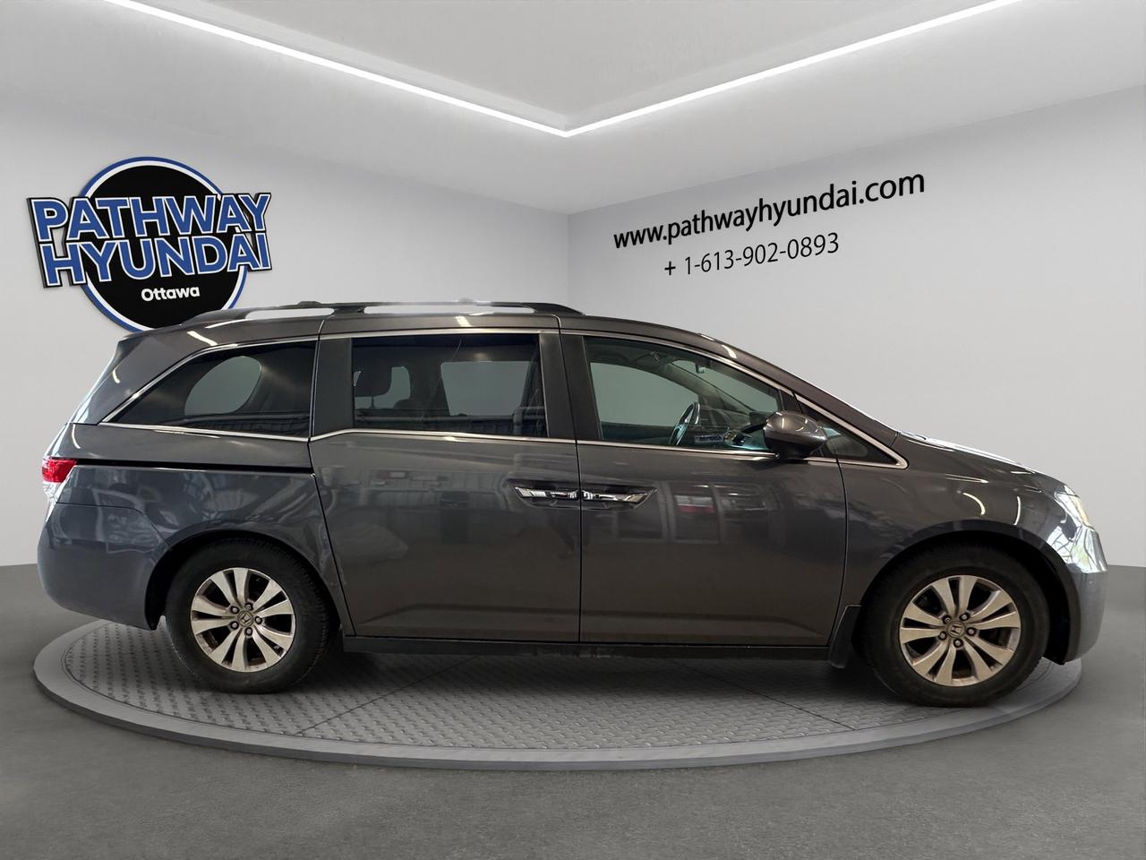 2017 Honda Odyssey EX | Reverse Cam | Heated Seats Photo2