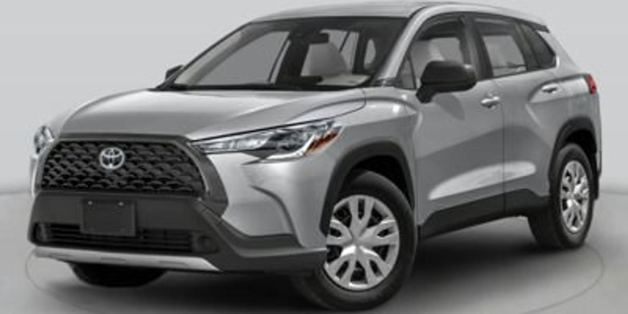 2025 Toyota Corolla Cross LE Photo0