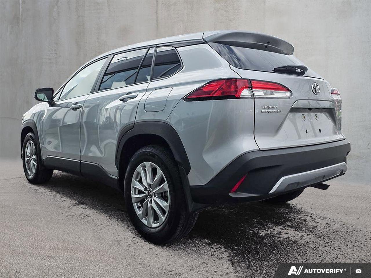 2025 Toyota Corolla Cross LE AWD | Android Auto | Apple Car Play | Photo