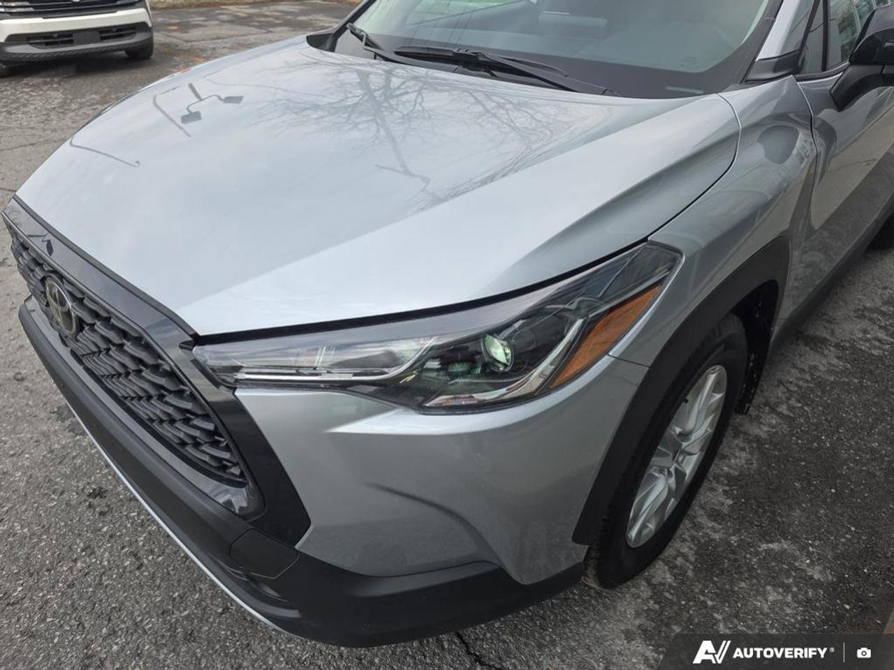 2025 Toyota Corolla Cross LE AWD | Android Auto | Apple Car Play | Photo