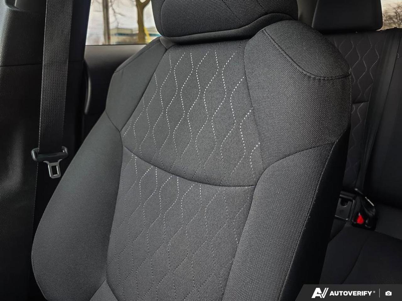2025 Toyota Corolla Cross LE AWD | Android Auto | Apple Car Play | Photo