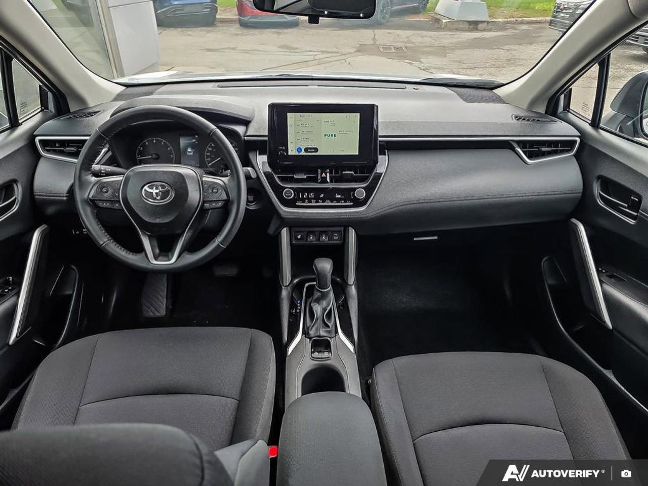 2025 Toyota Corolla Cross LE AWD | Android Auto | Apple Car Play | Photo