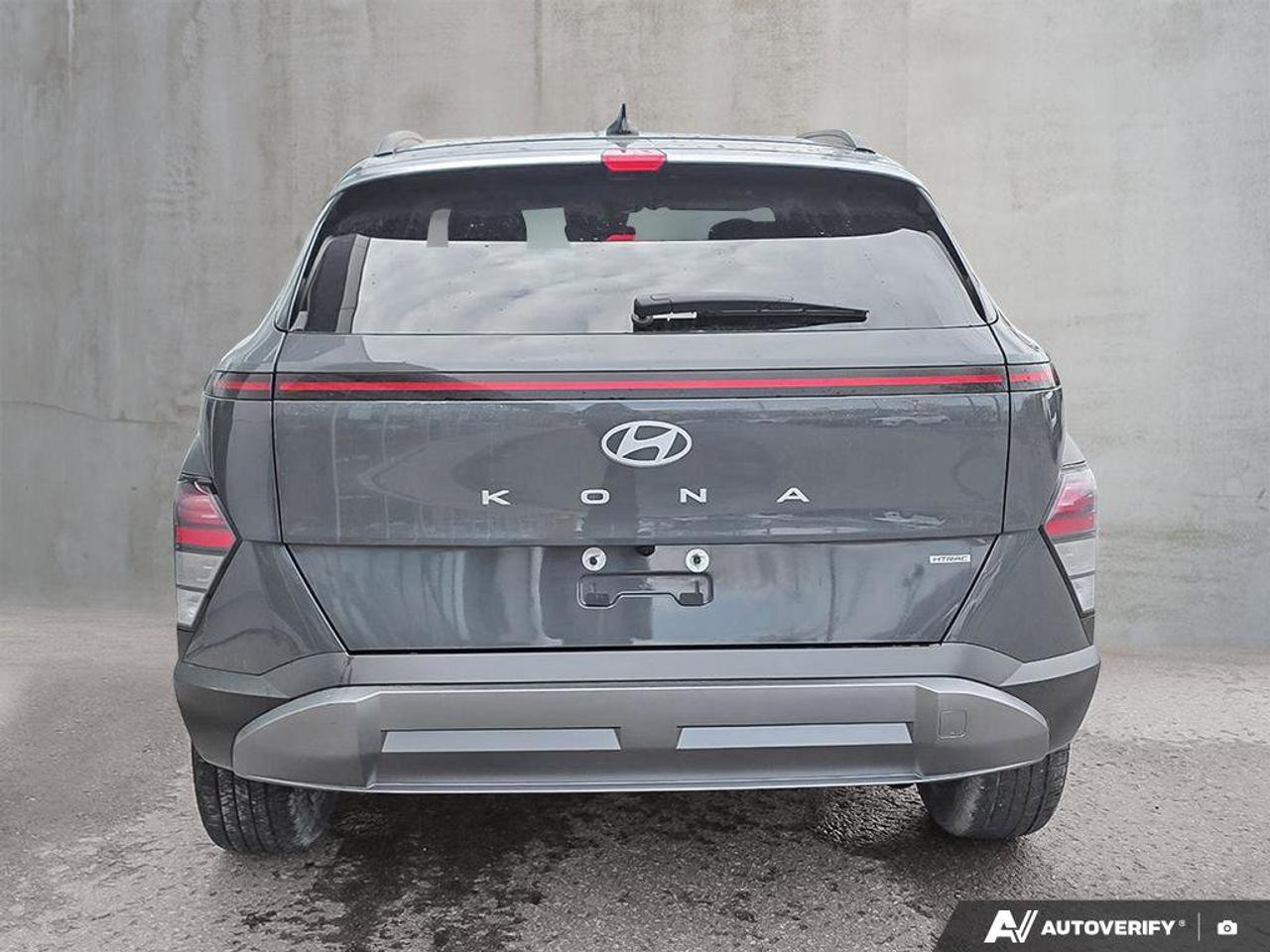 2025 Hyundai KONA Preferred | Wireless Apple Car Play | Android Auto | Sunroof | Photo2