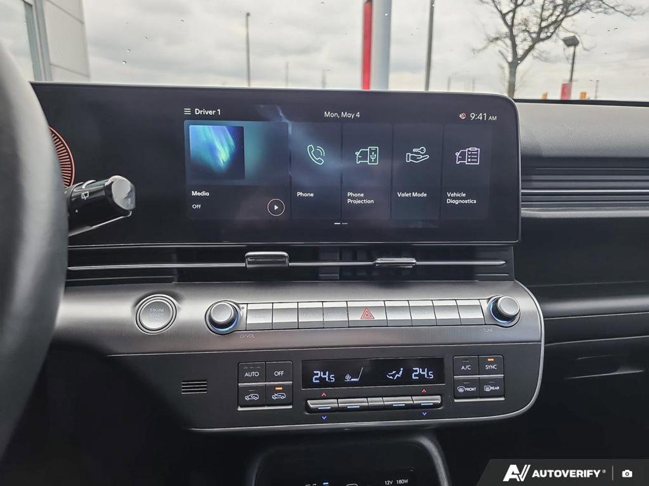 2025 Hyundai KONA Preferred | Wireless Apple Car Play | Android Auto | Sunroof | Photo