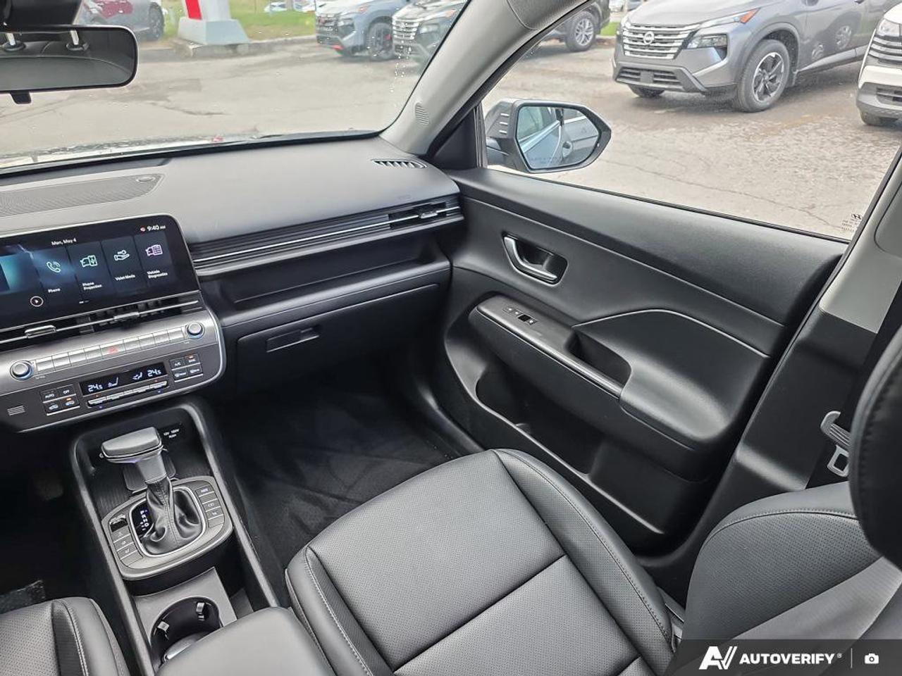 2025 Hyundai KONA Preferred | Wireless Apple Car Play | Android Auto | Sunroof | Photo