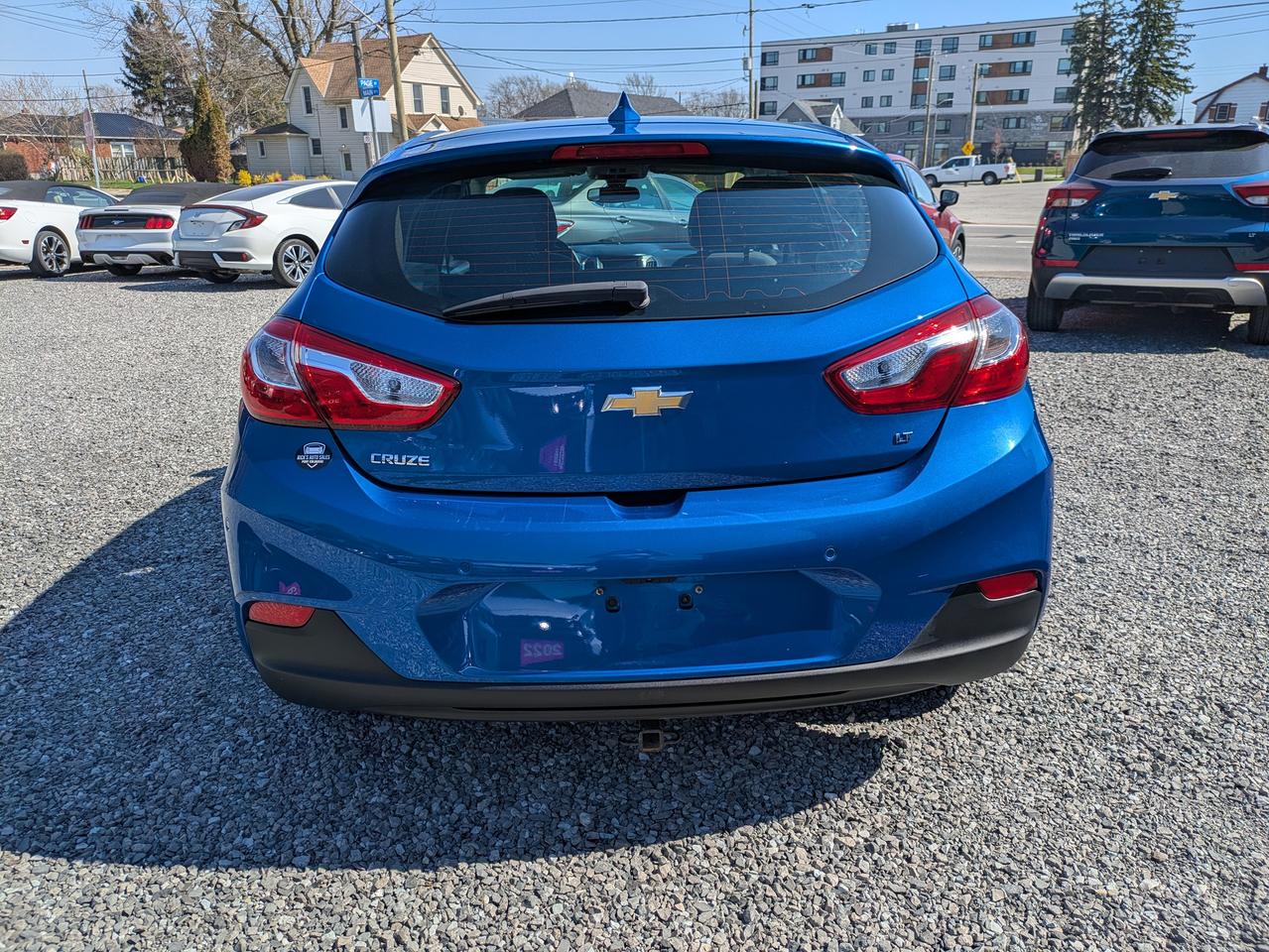 2019 Chevrolet Cruze 4dr Hb Lt Photo3