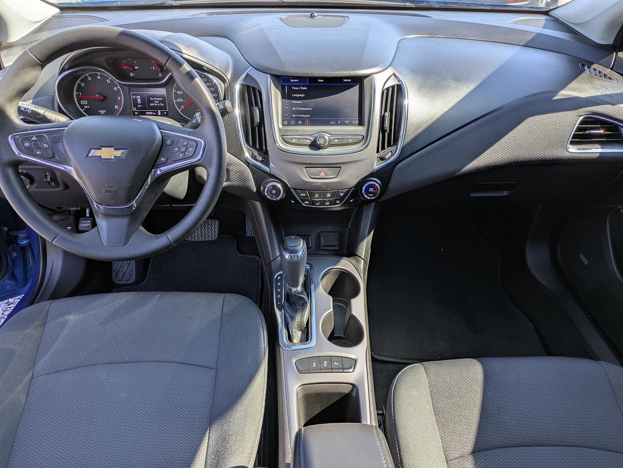 2019 Chevrolet Cruze 4dr Hb Lt Photo