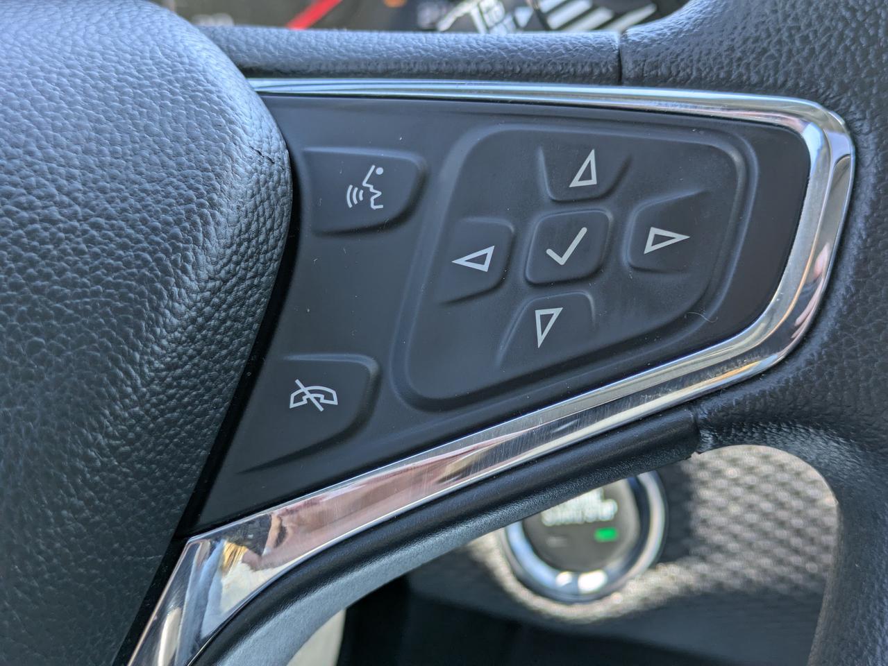 2019 Chevrolet Cruze 4dr Hb Lt Photo