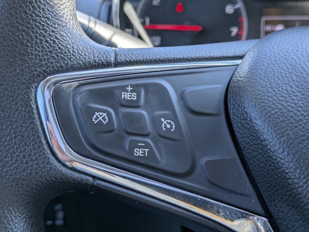 2019 Chevrolet Cruze 4dr Hb Lt Photo