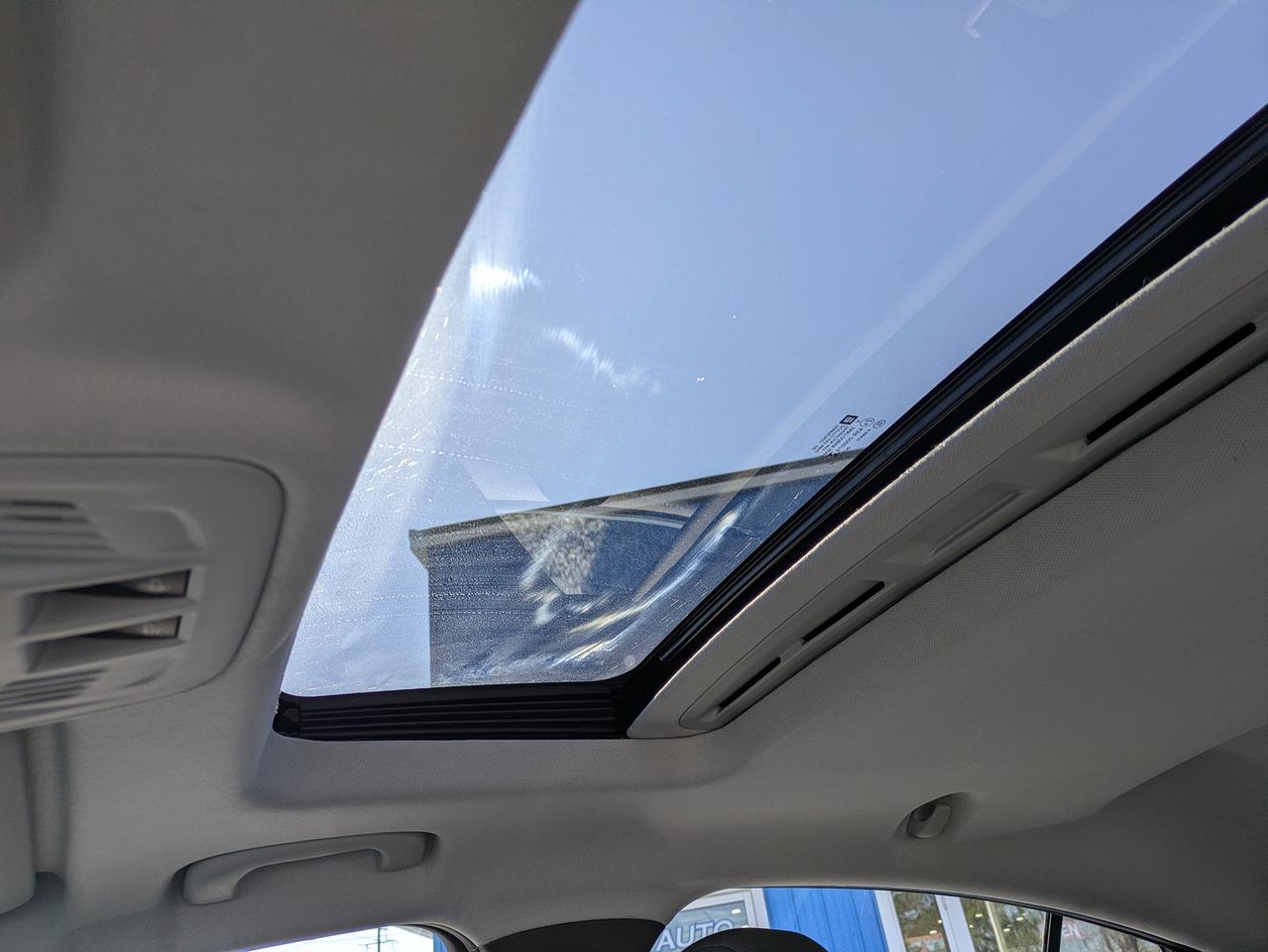 2019 Chevrolet Cruze 4dr Hb Lt Photo