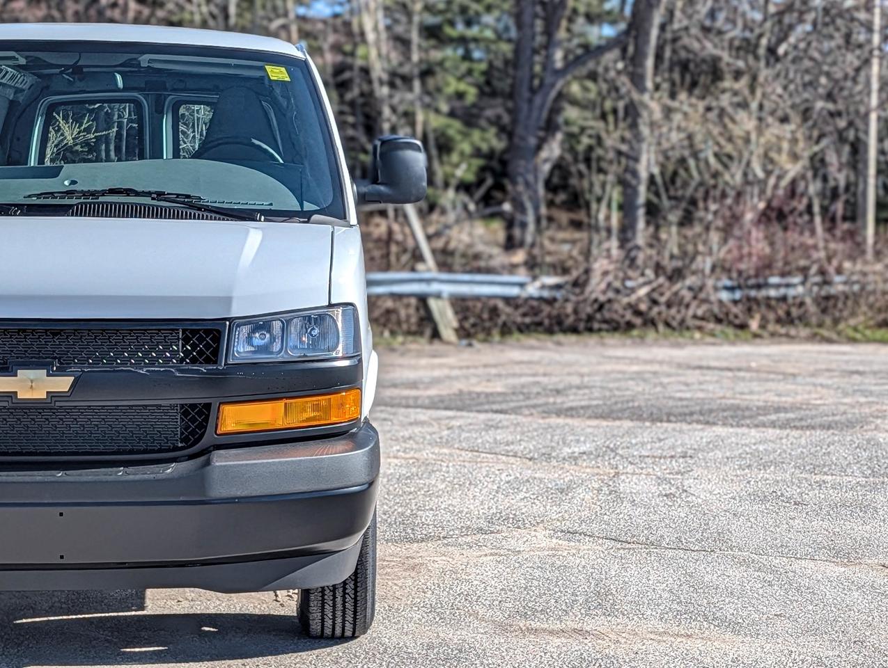 2026 Chevrolet Express Cargo Van  Photo4