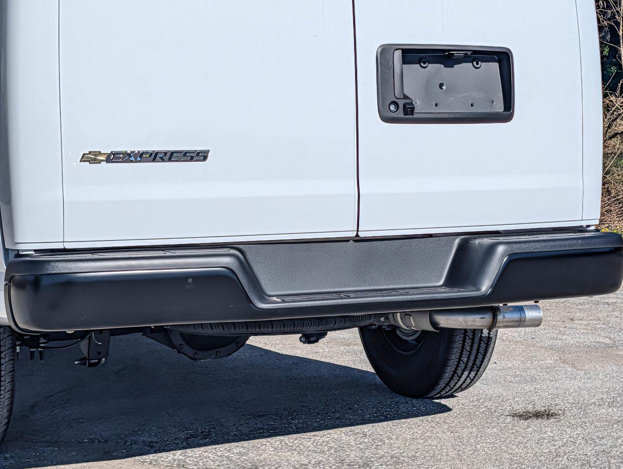 2026 Chevrolet Express Cargo Van  Photo