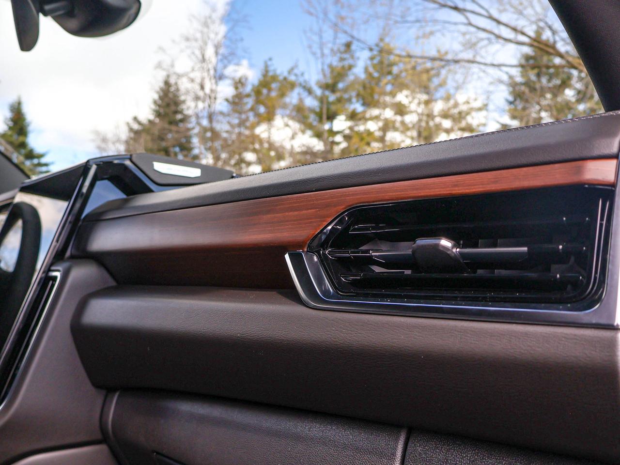 2026 GMC Yukon XL Denali Photo