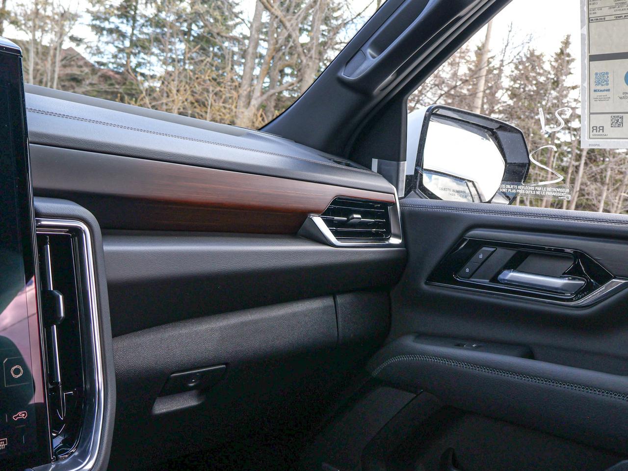 2026 GMC Yukon XL Denali Photo