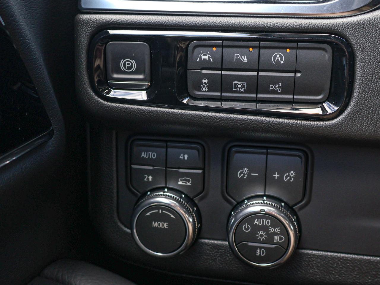 2026 GMC Yukon XL Denali Photo