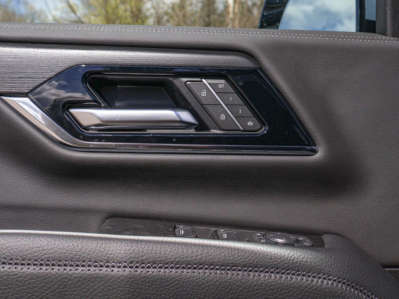 2026 GMC Yukon XL Denali Photo