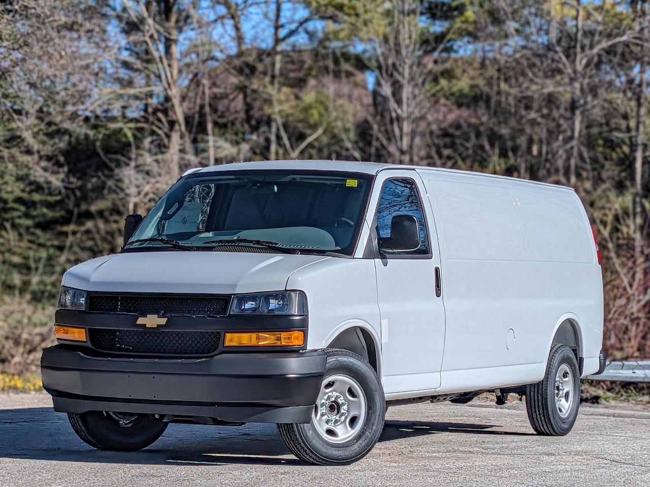 2026 Chevrolet Express Cargo Van  Photo