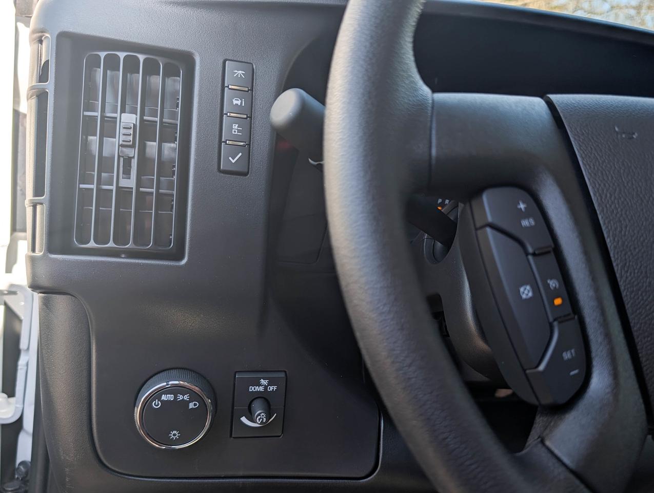 2026 Chevrolet Express Cargo Van  Photo