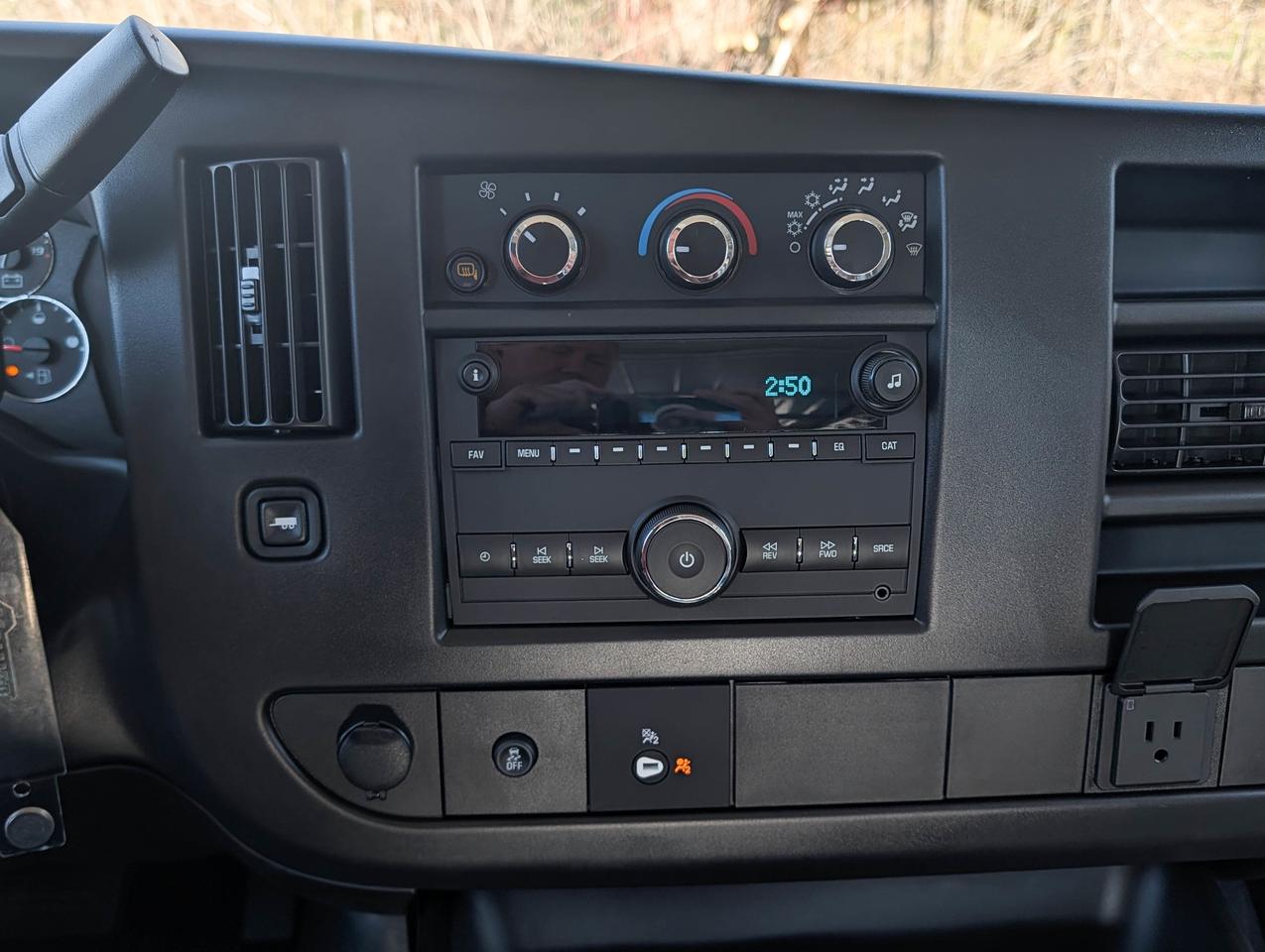 2026 Chevrolet Express Cargo Van  Photo
