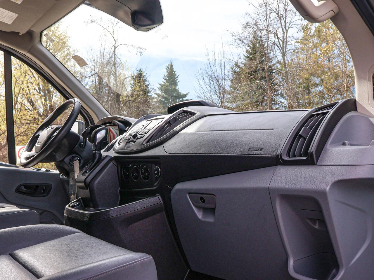 2018 Ford Transit Van  Photo
