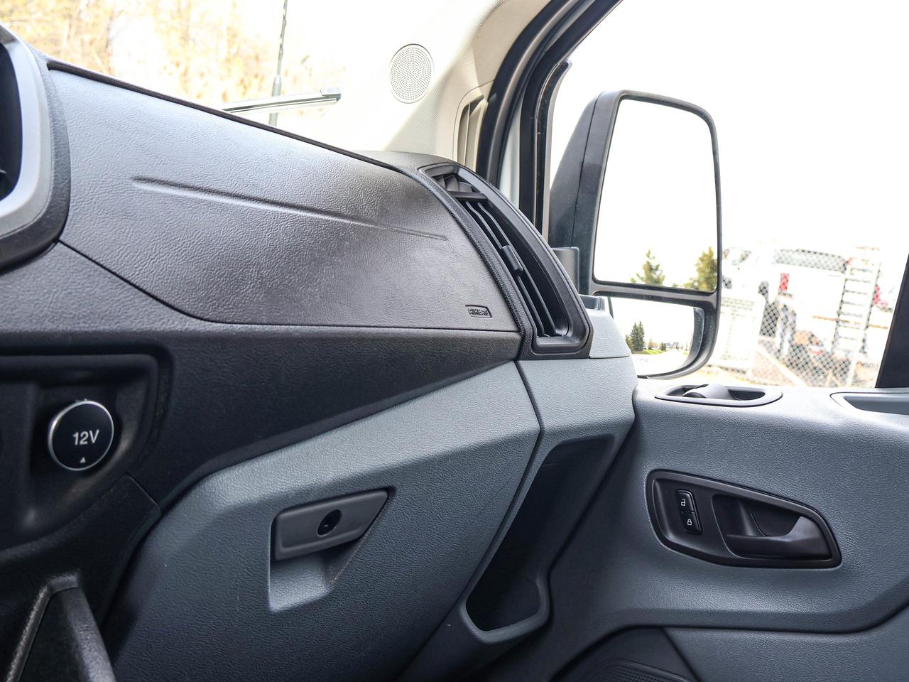 2018 Ford Transit Van  Photo