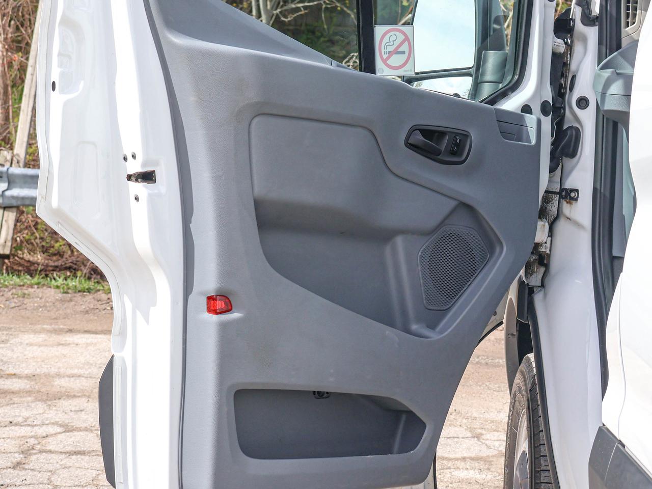 2018 Ford Transit Van  Photo
