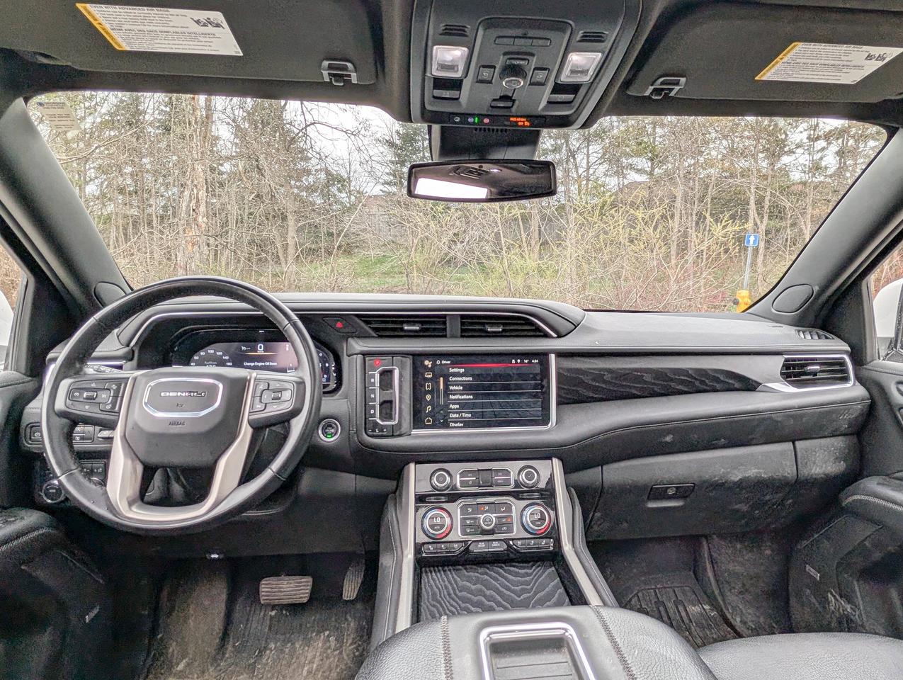 2024 GMC Yukon XL Denali Photo